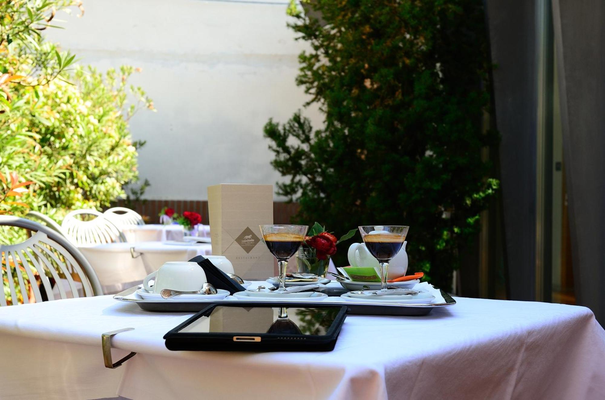 Dal Moro Gallery Hotel Assisi Exterior photo